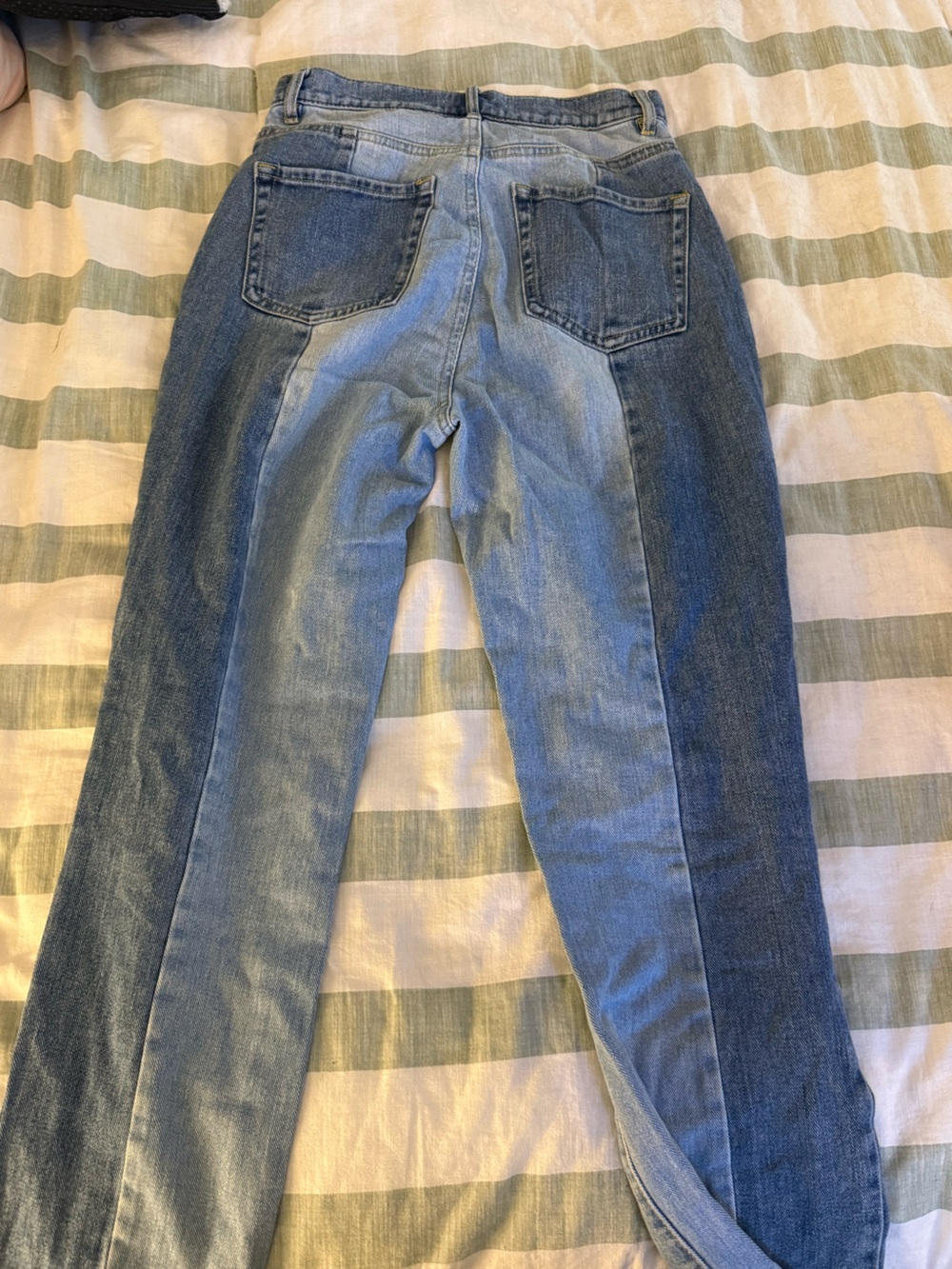 Two-Tone Slim Straight Jeans - Blue